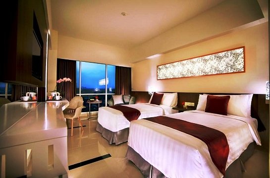 Varian kamar yang beragam di Atria Hotel Malang Malang 