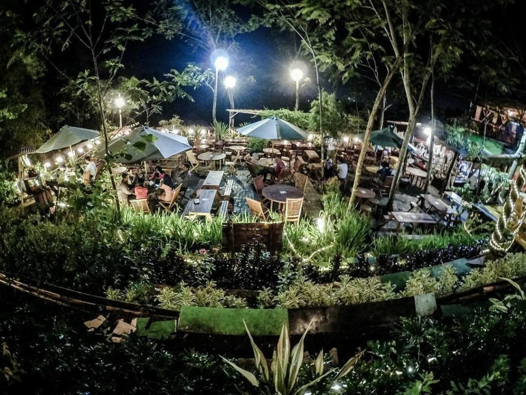 5 Cafe Outdoor di Malang Dengan View Menakjubkan  Malang 